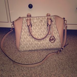 Michael Kors Large Jet Set Purse